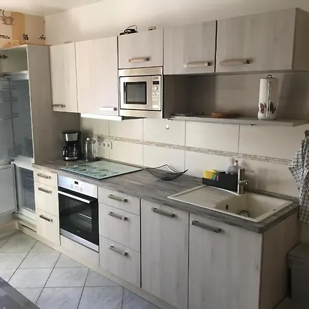 Am Goethe Park Fuer 2 Bis 3 Personen *